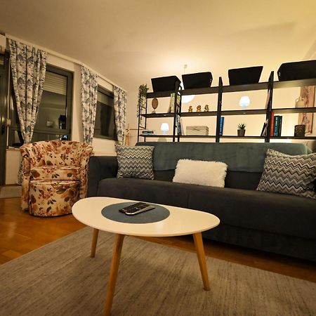 L&B Studio Apartment Pristina Eksteriør bilde