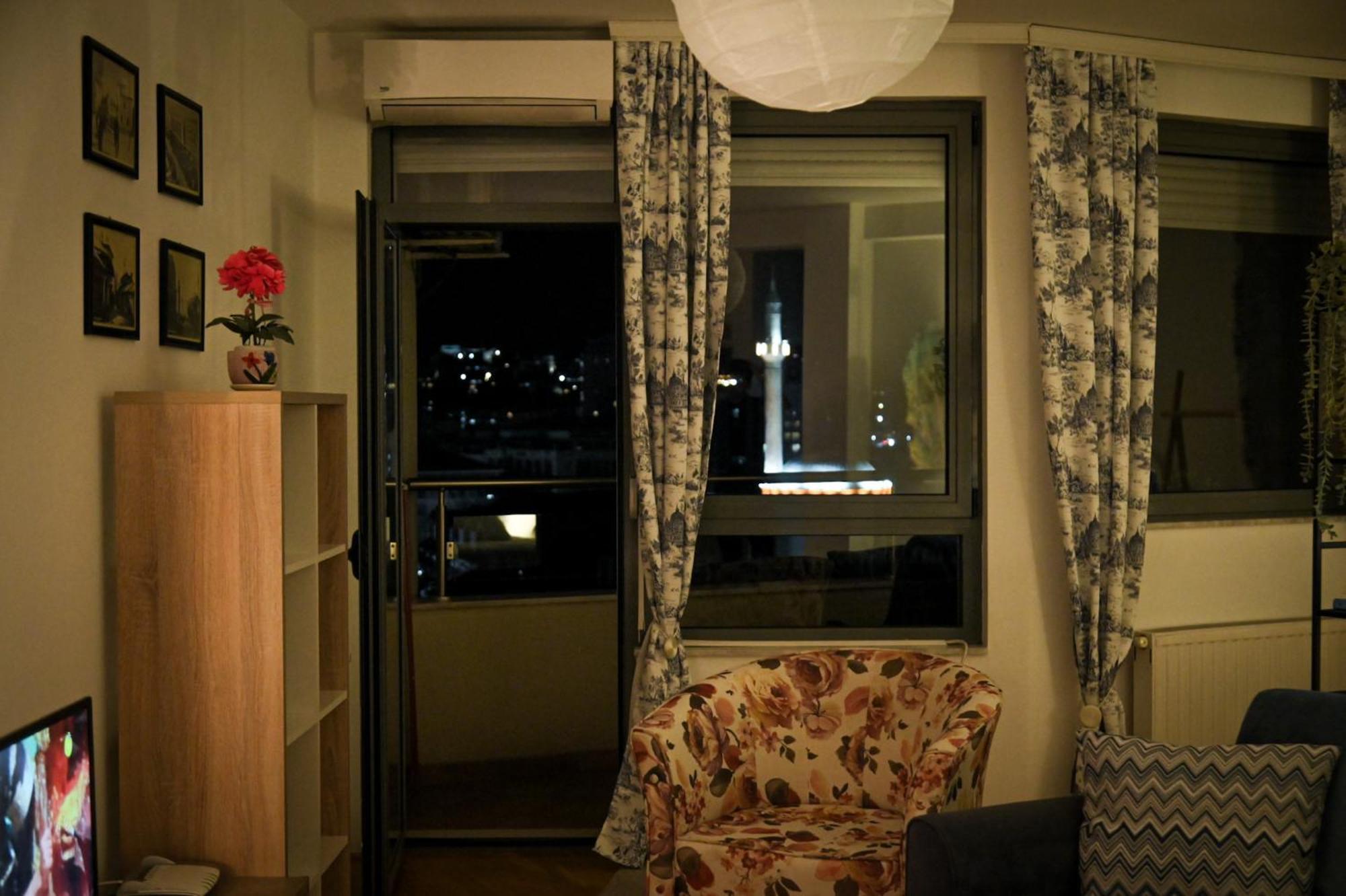 L&B Studio Apartment Pristina Eksteriør bilde